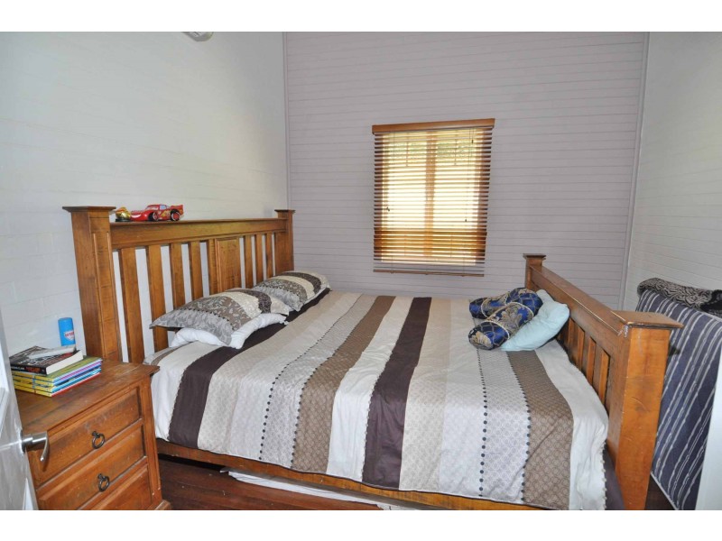 86 Towers Street, Charters Towers QLD 4820