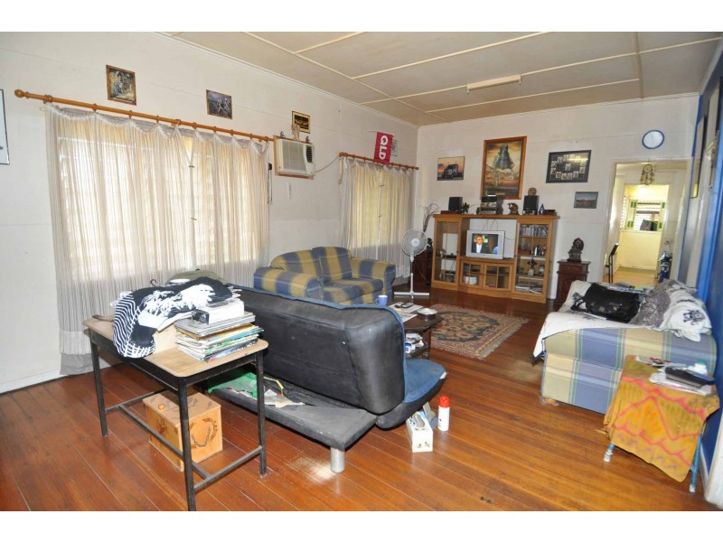 31 Boundary Street, Charters Towers City QLD 4820