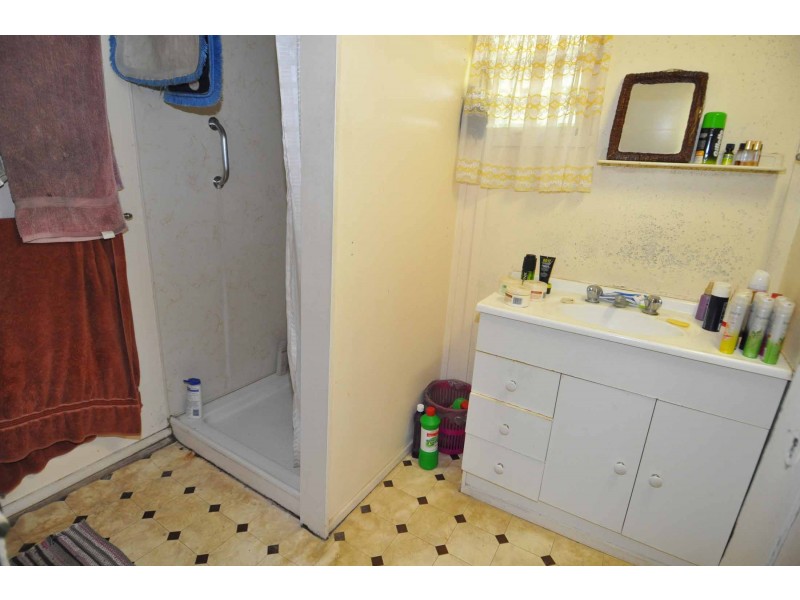 31 Boundary Street, Charters Towers City QLD 4820