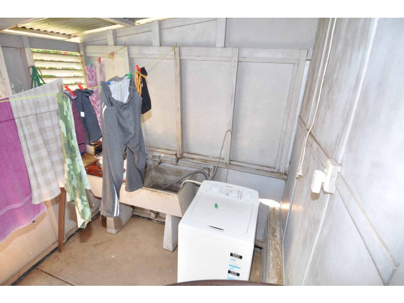 31 Boundary Street, Charters Towers City QLD 4820