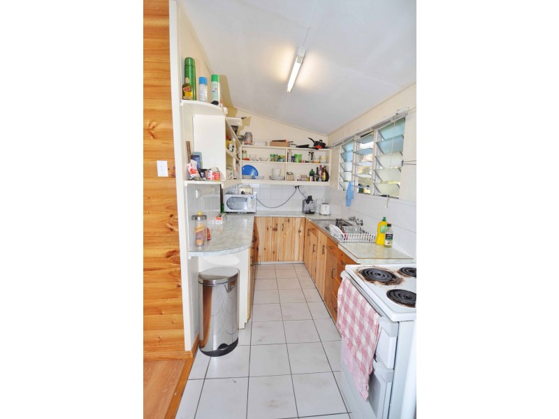 11 Davies Street, Charters Towers QLD 4820