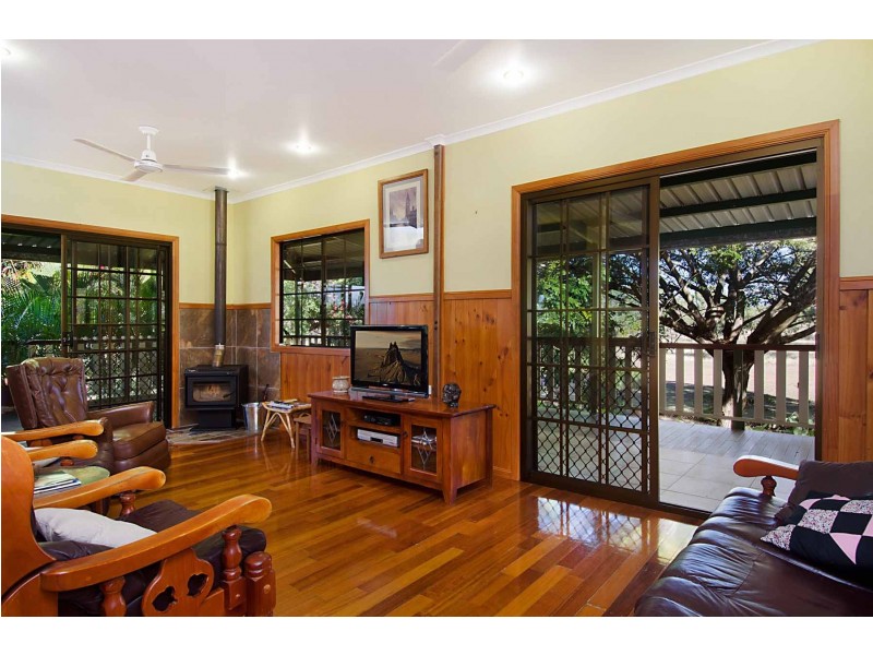 17 Titley Road, Charters Towers QLD 4820