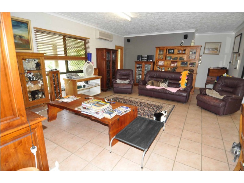 83 Louisa Road, Southern Cross QLD 4820