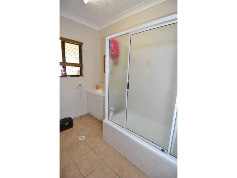 83 Louisa Road, Southern Cross QLD 4820