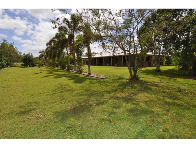 83 Louisa Road, Southern Cross QLD 4820