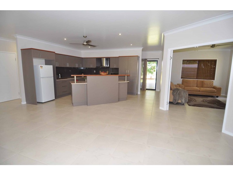 15 Kirrima Court, Charters Towers QLD 4820