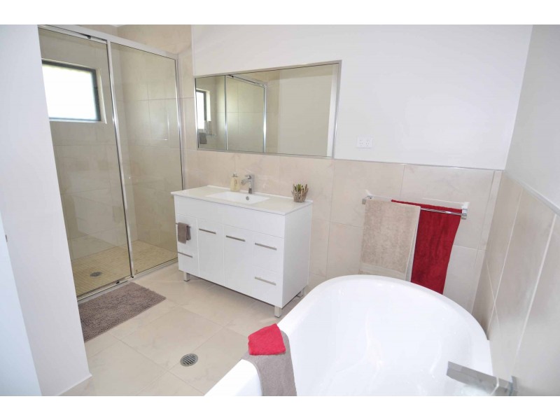 15 Kirrima Court, Charters Towers QLD 4820
