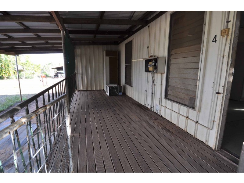 55 Raven Street, Ravenswood QLD 4816