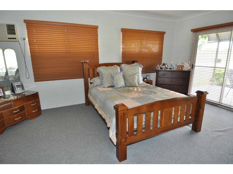 268 Hulls Road, Broughton QLD 4820