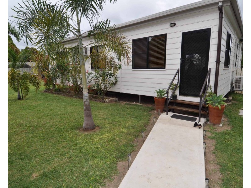 11 Jane Street, Charters Towers City QLD 4820