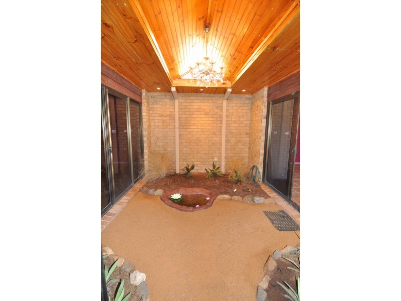 70 Alexandra Road, Broughton QLD 4820