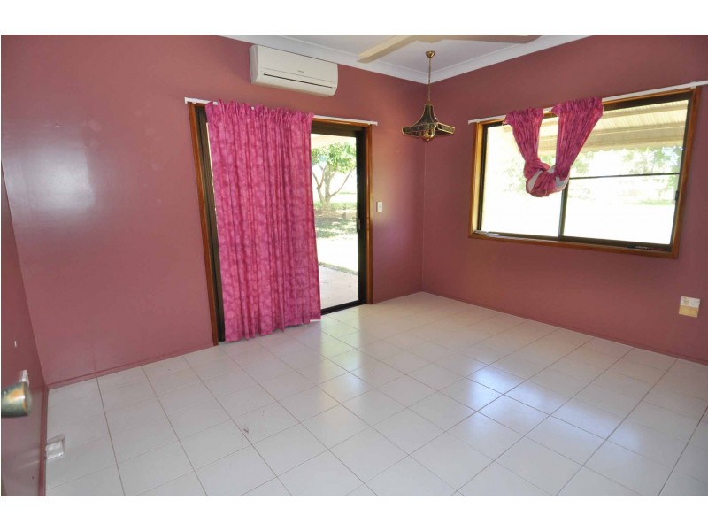 70 Alexandra Road, Broughton QLD 4820