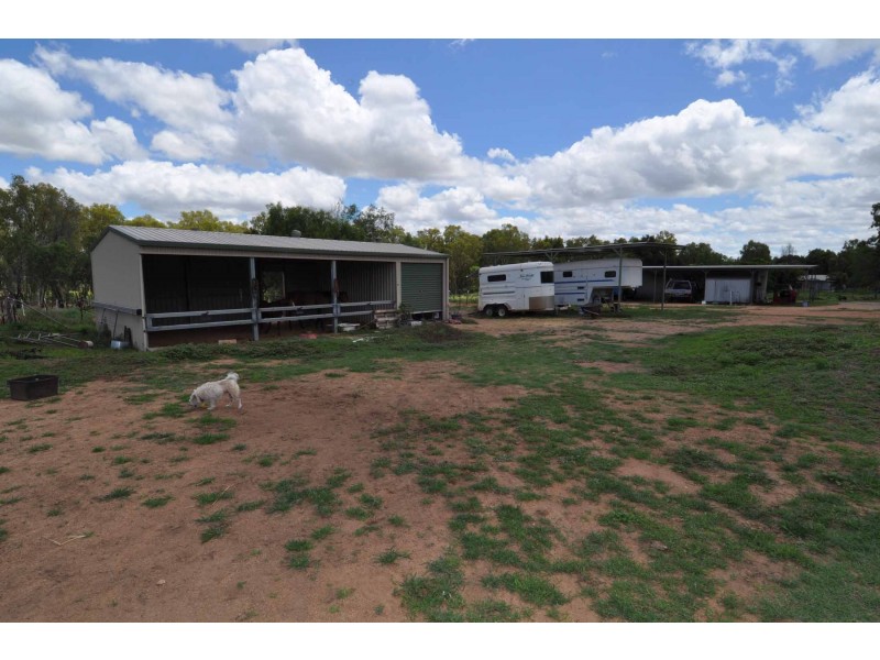 70 Alexandra Road, Broughton QLD 4820