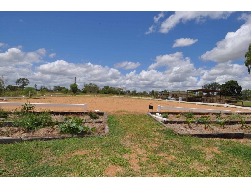 70 Alexandra Road, Broughton QLD 4820