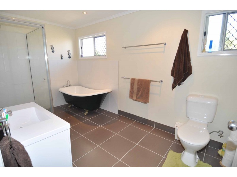 7 Aland Street, Charters Towers QLD 4820