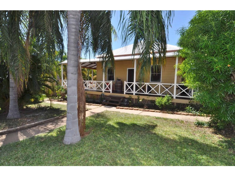 7 Aland Street, Charters Towers QLD 4820