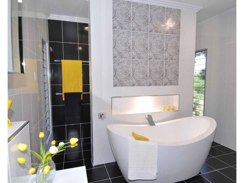 13 Alabama Road, Alabama Hill QLD 4820