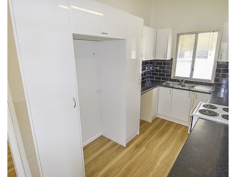 17 Ryan Street, Charters Towers City QLD 4820