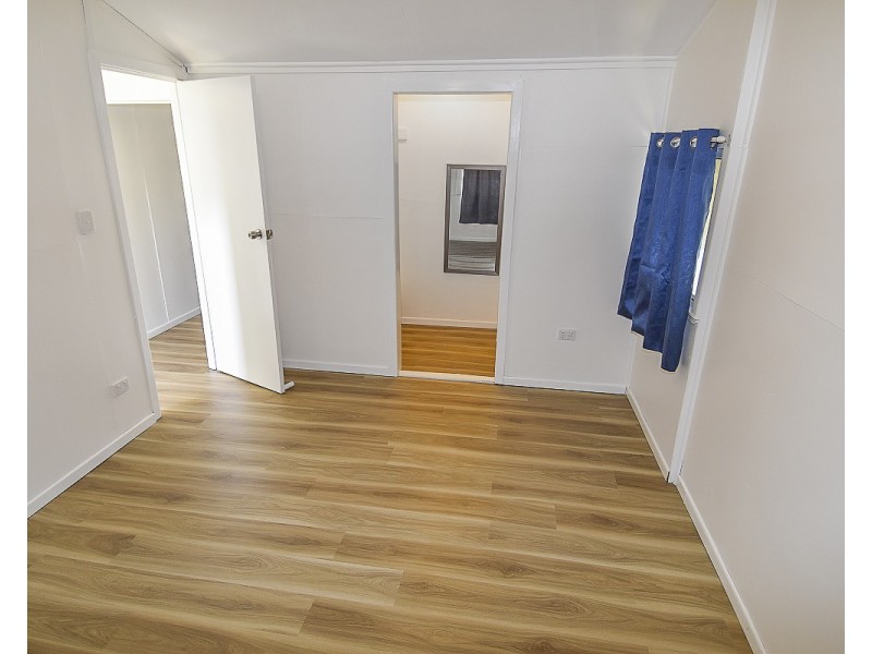 17 Ryan Street, Charters Towers City QLD 4820