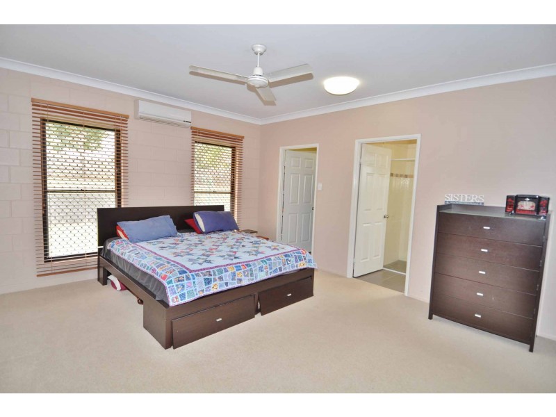 8 Stubley Street, Charters Towers QLD 4820