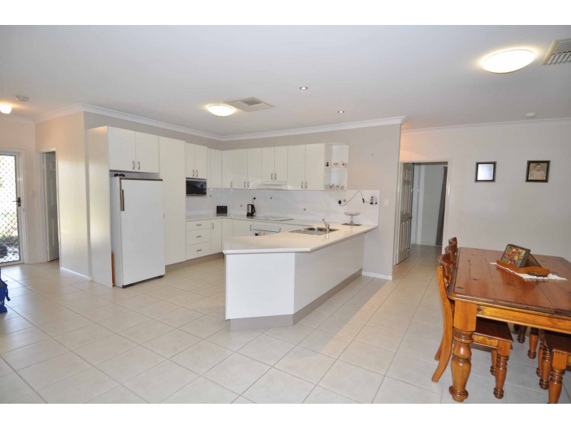 11 Kirrima Court, Charters Towers QLD 4820