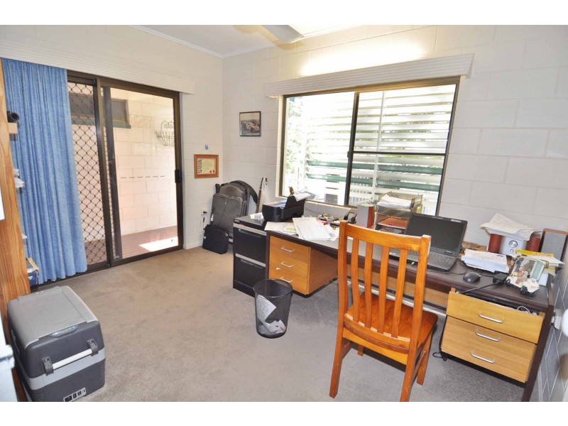 26 Cadden Street, Charters Towers QLD 4820