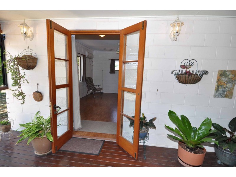 26 Cadden Street, Charters Towers QLD 4820