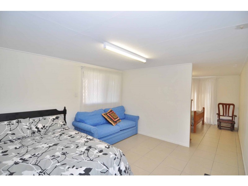44 Ryan Street, Charters Towers QLD 4820