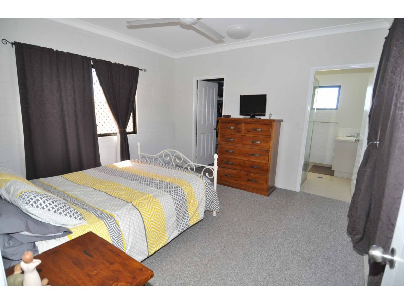 12 Read Road, Charters Towers QLD 4820