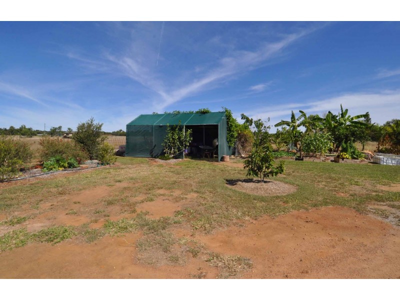 12 Read Road, Charters Towers QLD 4820