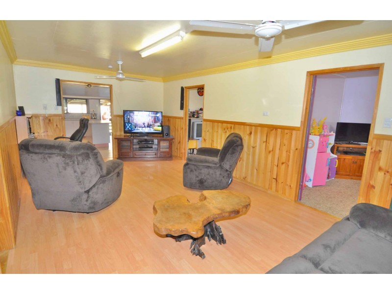 6 Moores Street, Charters Towers QLD 4820