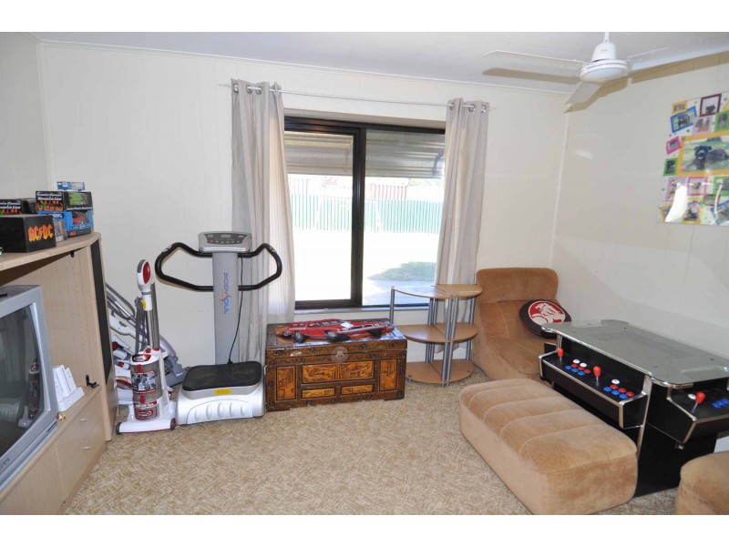 6 Moores Street, Charters Towers QLD 4820