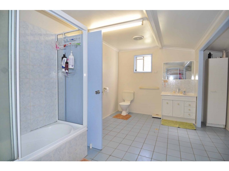 6 Moores Street, Charters Towers QLD 4820