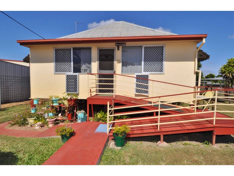 9 Rainbow Road, Charters Towers QLD 4820