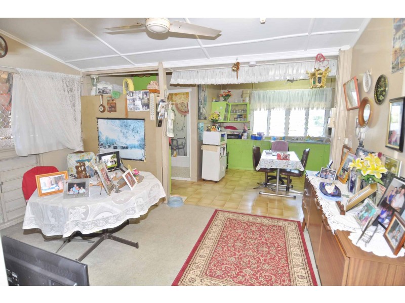 9 Rainbow Road, Charters Towers QLD 4820