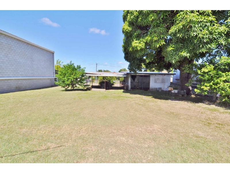 9 Rainbow Road, Charters Towers QLD 4820