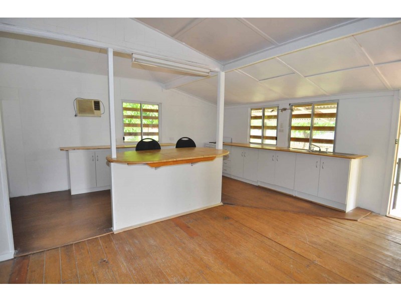 43 Anne Street, Charters Towers City QLD 4820