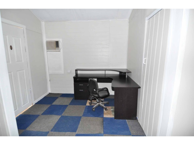 43 Anne Street, Charters Towers City QLD 4820