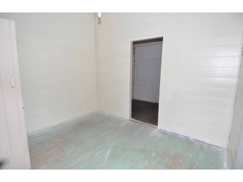 43 Anne Street, Charters Towers City QLD 4820