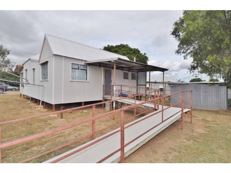 10 Slater Street, Charters Towers QLD 4820