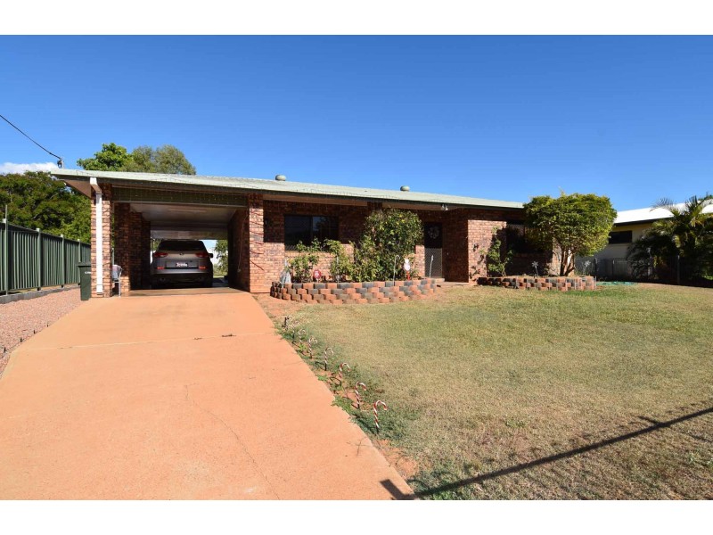 33 Gordon Street, Richmond Hill QLD 4820