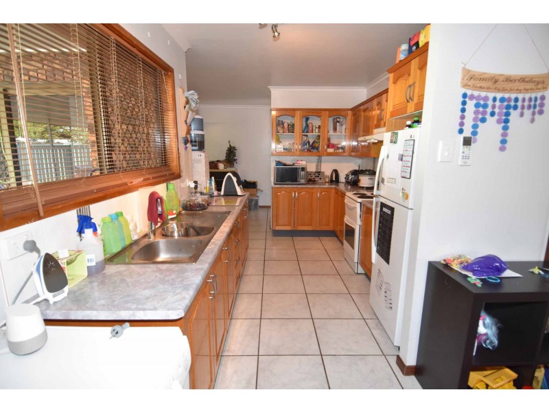 33 Gordon Street, Richmond Hill QLD 4820