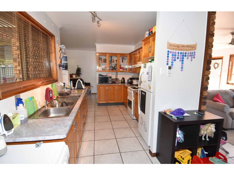 33 Gordon Street, Richmond Hill QLD 4820