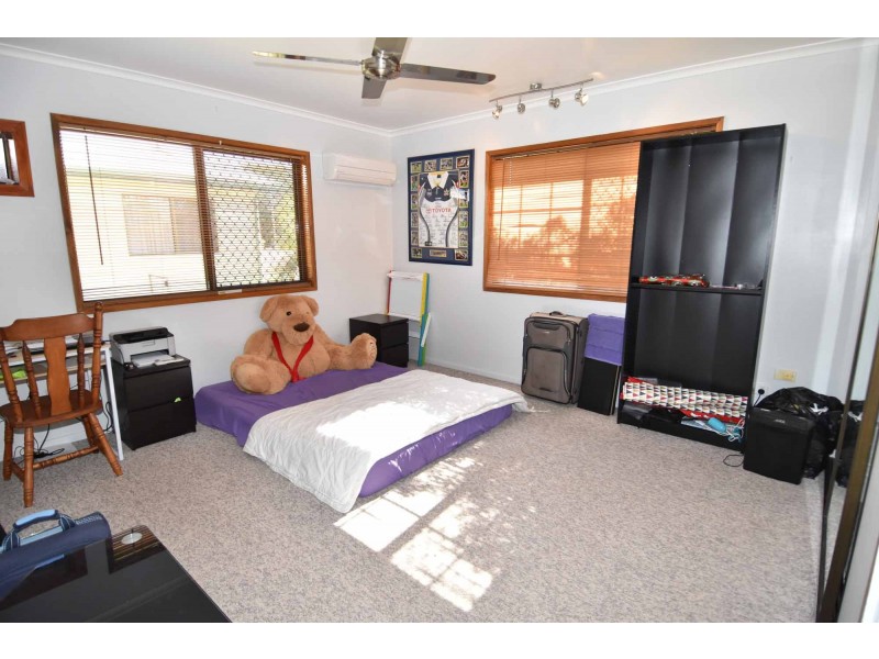 33 Gordon Street, Richmond Hill QLD 4820