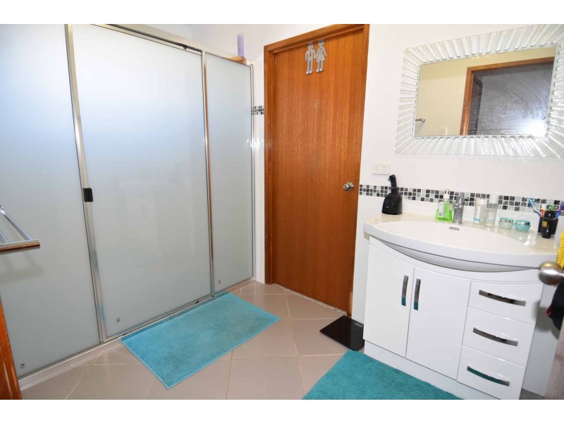 33 Gordon Street, Richmond Hill QLD 4820