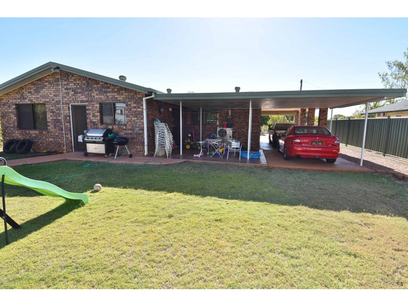 33 Gordon Street, Richmond Hill QLD 4820