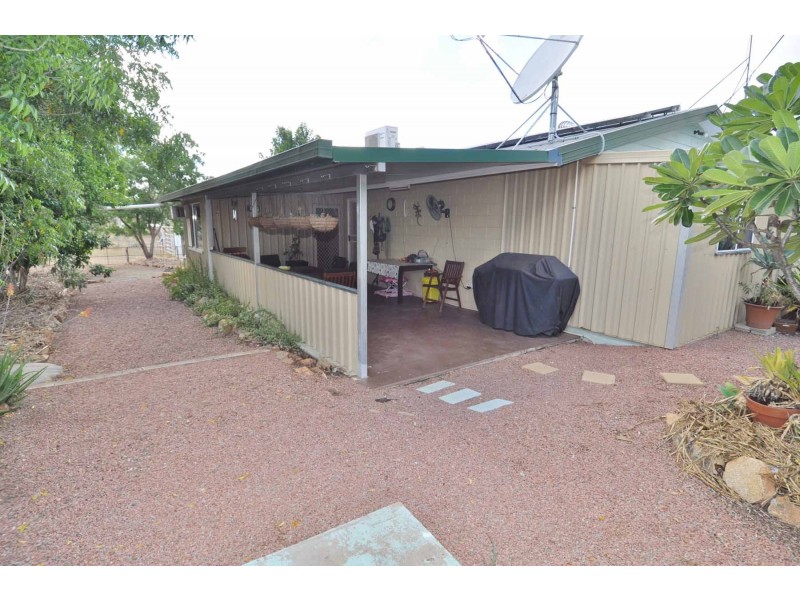 27 Beechcraft Court, Breddan QLD 4820