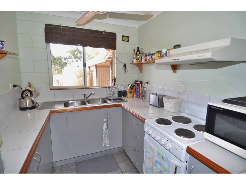 27 Beechcraft Court, Breddan QLD 4820