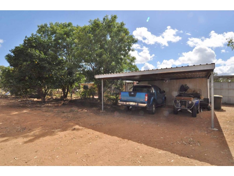 27 Beechcraft Court, Breddan QLD 4820