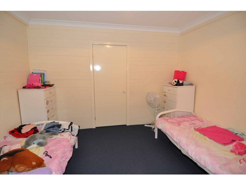 25 Melville Street, Charters Towers QLD 4820